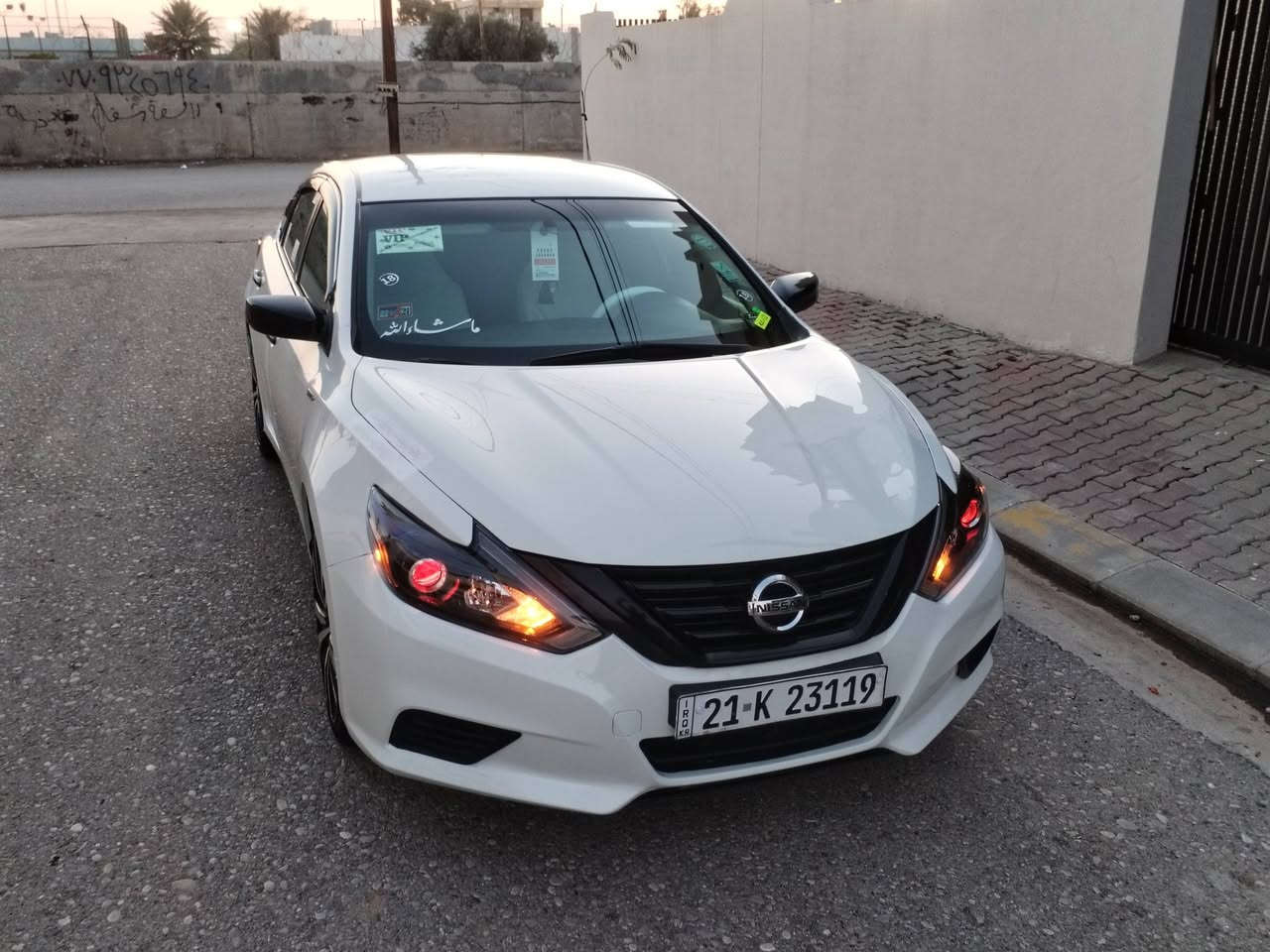 السلام عليكم—
نيسان التيما موديل 2017
لون ابيض بيها قطعتين تبديل ابلادي  او قطعه نص صبخ بدون دواغل بدون ايرباك     
سنويه 2028
موصفات SR
مثبت سرعه 
مانع تزلق 
كامره كبيره
حاسات تاير 
5بصمات   
كشن كهربائي تحكم استيرن دواخل ويل كب كروم بلادي تخم تاير صدر امامي خلفي بشرط
وبعد معروفه موصفات 
سياره كير ومحرك مكفولة  
كهربائياتها كلها على وضع الشركه ما ملعوب بيهن تبريد ثلج 
تدفئه

رقم سليمانيه 

تحويل ثاني يوم  للبيع او امروس سيار جديد كشن كهربي  سيار فول مواصفات بس مو اسليت 

هـ ☎️ ***********
