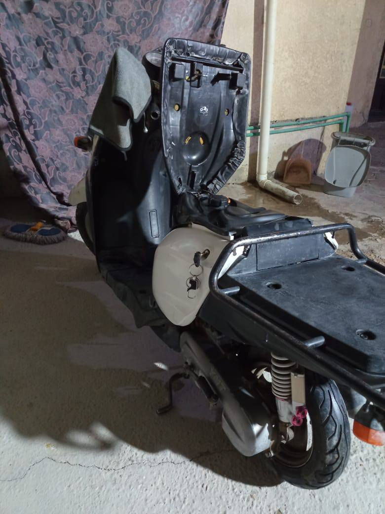 سلام عليكم دراجه بيكم للبيع محور مكينه بطه تاركه صار شهر هيج اشتريت دراجه جديده وهسه اشغله ما تشتغل ابيعلك كوم حديد اني سعر 125 وبيه مجال مكاني كربلاء بوبيات عامود 85 ***********
