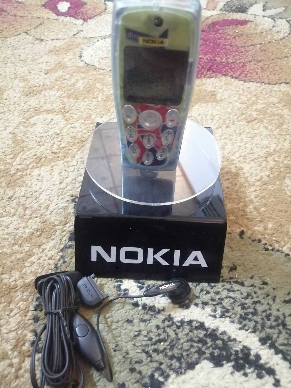 ب٤٠
نوكيا ٣٢٠٠
جهاز كلو شرط مع بطاريه اصليه وشاحنه وسماعات اذن


**إذا كنت صاحب هذا الإعلان وتريد حذفه لأي سبب، رجاءا أرسل رسالة إلى الدعم الفني**