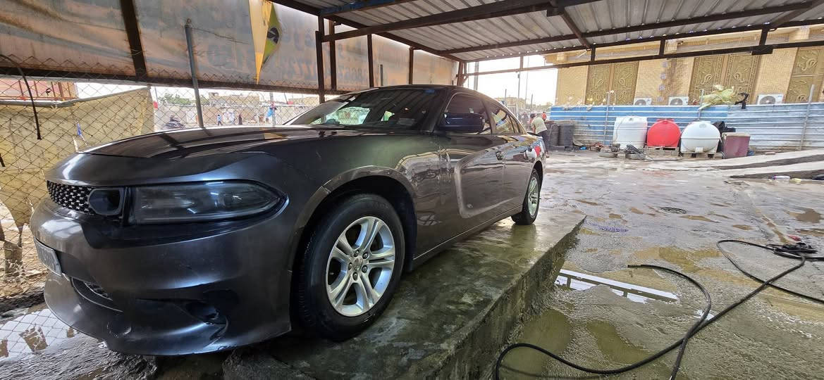 جارجر ٢٠١٥ اصل 
وارد كندي ٣٦٠٠
رقم بصره انكليزي باسمي 
حادث بنيد مبدل اصلي نفس 
 وجاملغ العبري تنسيب مفتوحات البراغي فقط
للتفاصيل *********** 
مكان السيارة العمارة
