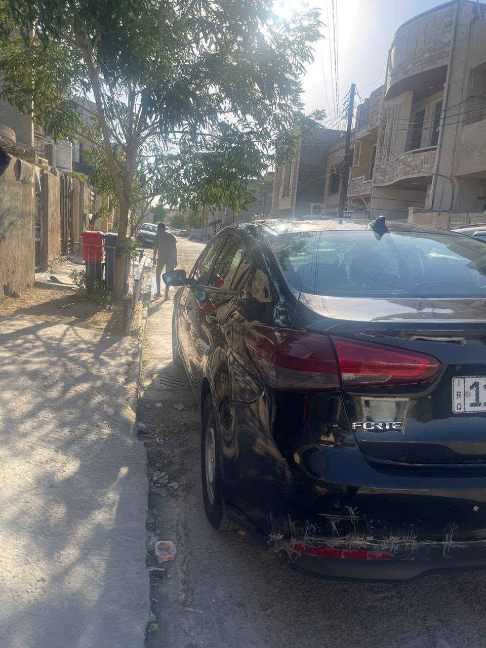فورتي موديل 17 مكينة 2000 دوش حادثة جاملغ المامي وبنيد صبغ وقبق الجنطة ب 95 وبية مجال ***********
