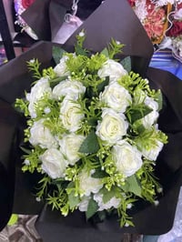 مسكات ورد صناعي • حسب الطلب • حي السفير