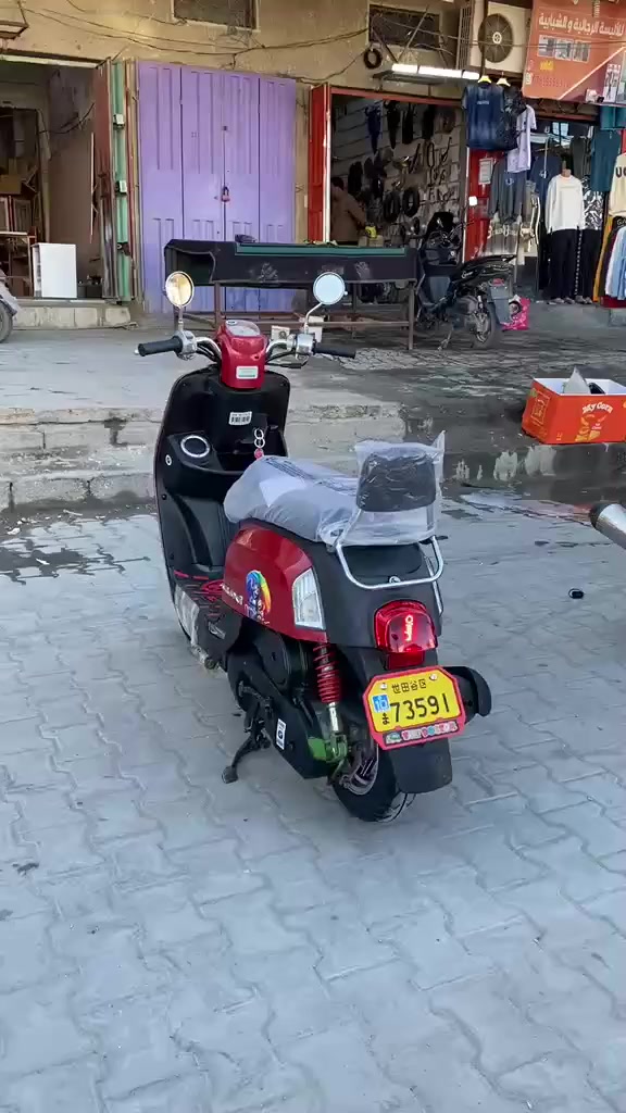 السلام عليكم بوليسي للبيع
شي ع شي بلاد 
ويل نجمة الثكيل مو لخفيف الثكيل 
تجوة الاصلية الختم 
مرايات ستيل اصلي 
كلجات ادائمة دائماً يعني كلاجات راسك بارد
بوشة 49بلاد 
محركة نعومة فول 
دراجة نضافتها 100/100
الاستفسار ***********اتصال فقط
