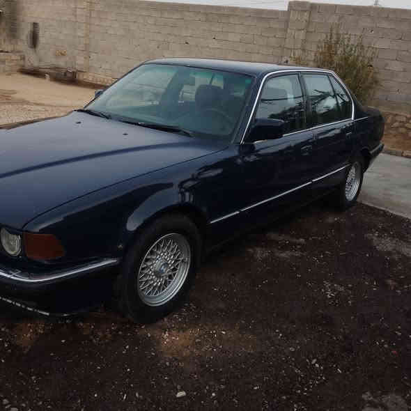 السلام عليكم
للبيعBMW 

موديل 91مصبوغه عام لجماليه 
كير اوتوماتيك محرك واكسل كفاله 
تبريد وتدفئه شغاله ستنر لك شغال 
سياره ماشاءالله عليه سعر 45وبيه مجال تريد تحويل تريد وكاله استفسار على هذا الرقم *********** وبي وتساب 
مكان سياره الانبار القائم
