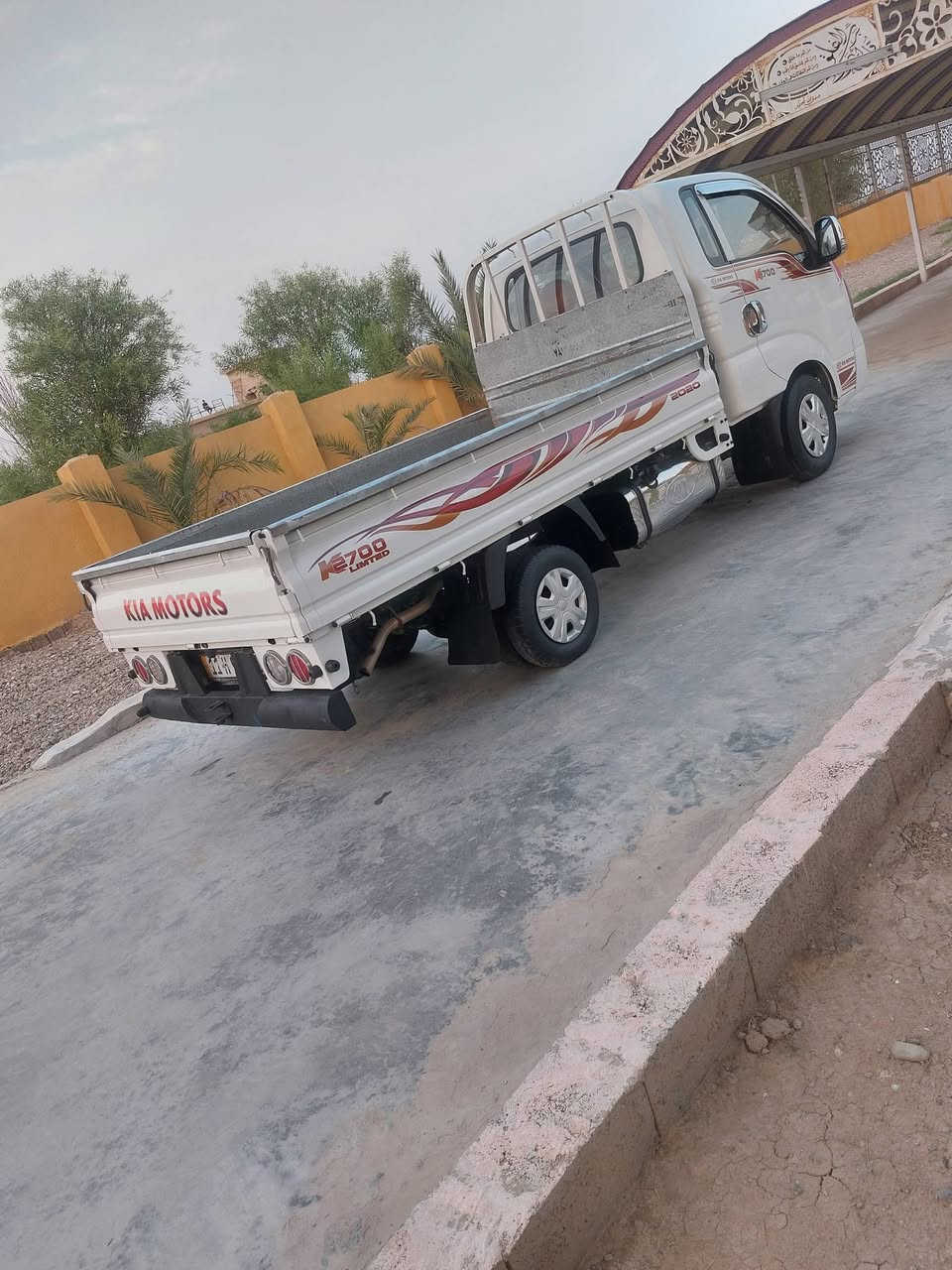 كيا حمل للبيع واضح بالسونار  المواصفات موديل  2020 سنوية  2031 رقم بغداد دولي انكليزي السعر خاص او الاستفسار على الارقام الاتية مكان ديالى الخالص التحويلة منطقة الغوالبه 
***********       ***********

