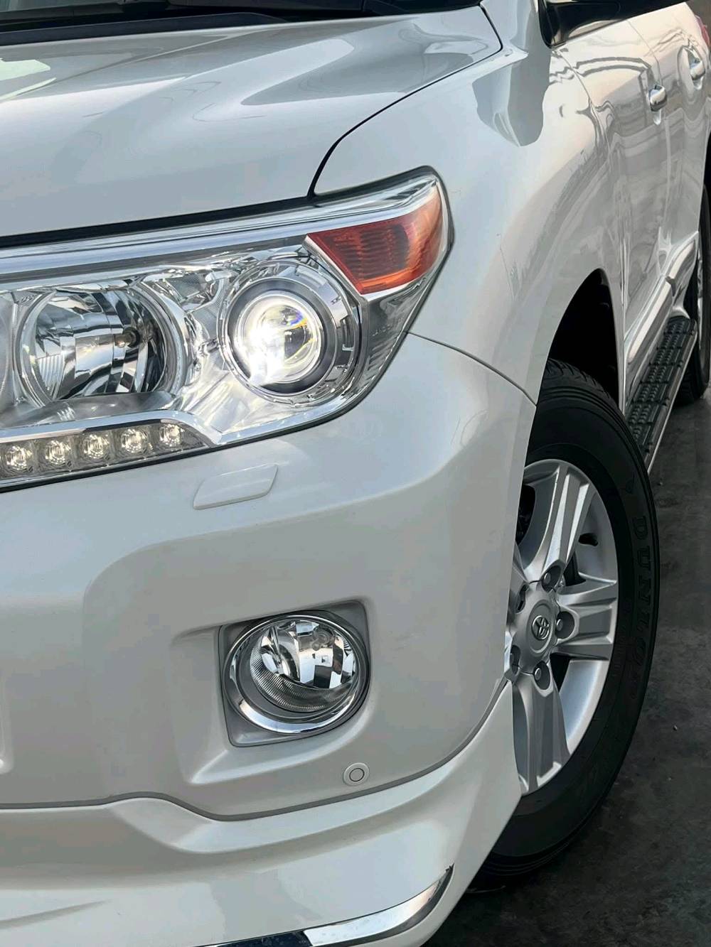 لاندكروز 2012 ابريمي اصل المرايه القلاب مايحتاج اذكر موصفاته معروفه فول واحد عل واحد ماكو شي مو شغال كله تمام كفاله من كلشي سياره عل وضع شركه مابيه كل نقص مكاني صويره لشراي يتصل سعر ٣٥٥. *********** 