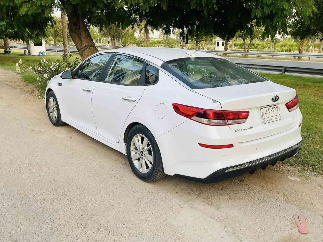 السلام عليكم كيا اوبتما موديل ٢٠١٩ سنويه بأسمي سياره كير محرك تبريد ما شاء الله حادثه موضح بالصور للبيع او المراوس بسياره BYD سياره مكانه بغداد وهذا رقمي *********** رجاءً الاتصال لجادين فقط
