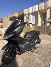 Pcx جيل ثالث ياباني حساسات كله شغاله مكينه كفاله نظافه كفرات موضحه بال...