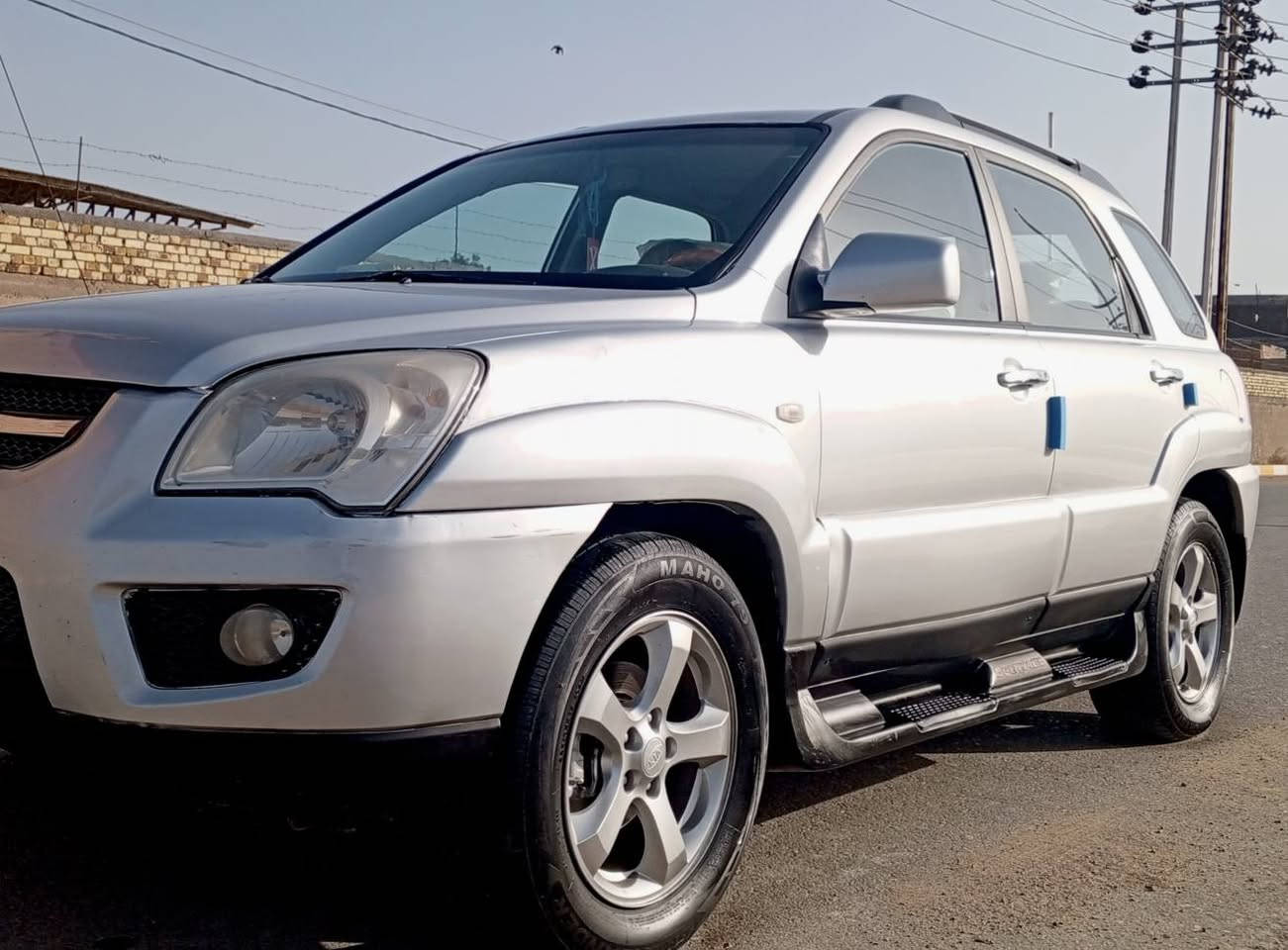 كيا سبورتج 2009 خليجي رقم بغداد مشروع وطني 
محرك أربعه سلندر حجم 2000  
بيها صبغ تجميل الباب الامامي عكس السائق بدون اي ضرر  والباقي مكفول . تبريد تدفئه كهربائيات كلها شغاله سياره جاهزه  مكان السياره ذي قار ( السعر 120)
‏‪***********‬‏
‏‪***********‬‏ ناصرية, ذي قار
