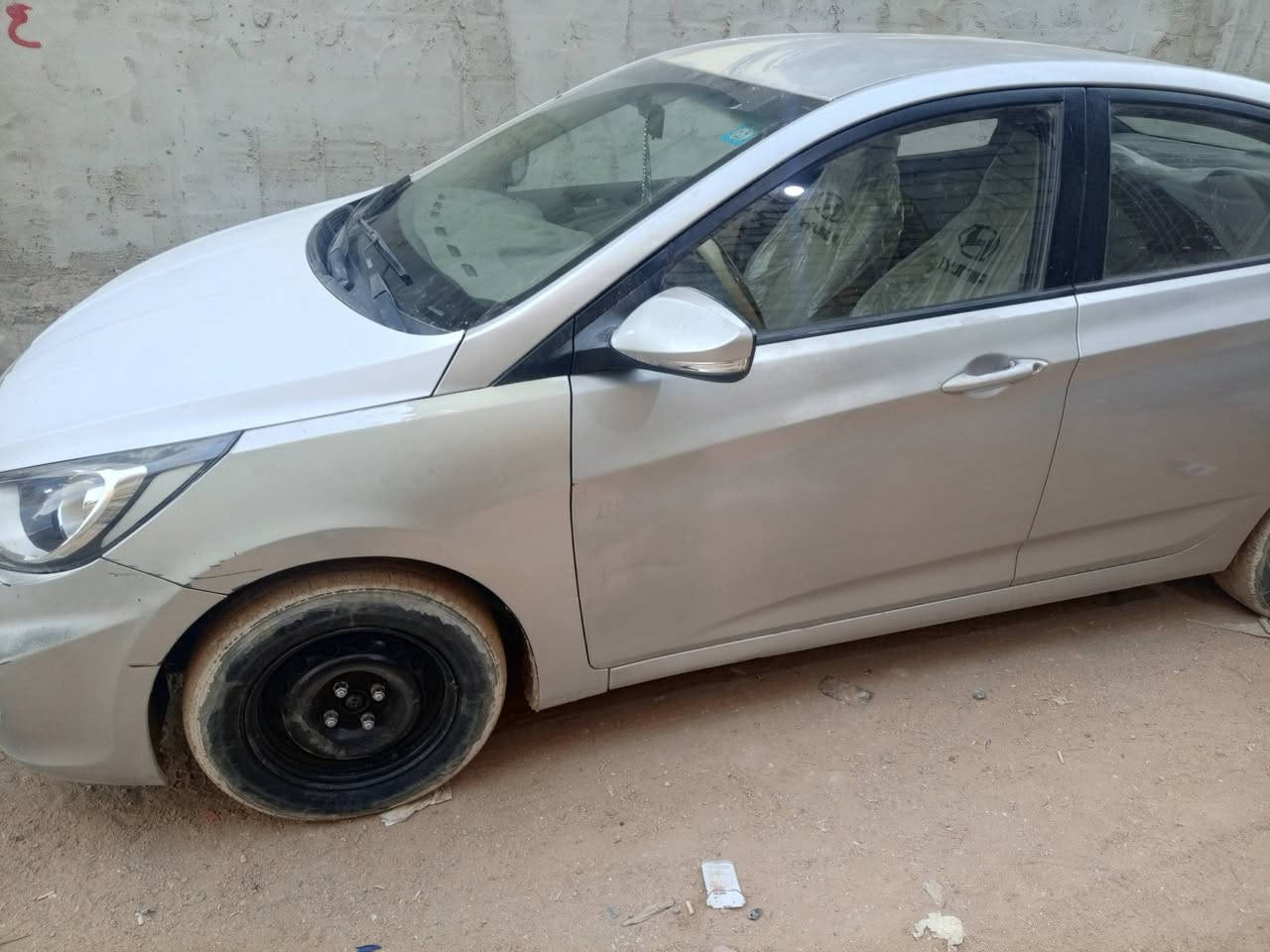 للبيع اكسنت موديل 2014وارد خليجي مكينه وكير 1400بسمي مكان كربلاء رقم ***********السعر 65
