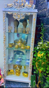 باترينة • خزانة عرض • ديكور منزلي • كابينة • اثاث • معروضات