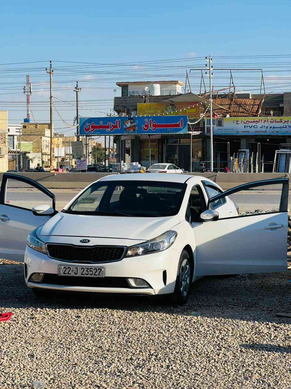 سيراتو موديل 2017 خليجي
مكينه 1600 ما مفتوحه كير  سياره جديده

حداديه تخم تاير جديد

صبغ الجاملغ خلفي بيه صبغ بدون دواخل 

وبنيد فتح براغي فقط السعر 128

رقم أربيل انكليزي سنويه 2030 

مكان ديوانيه ***********
