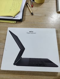 ماجك كيبورد • ايباد ١٢.٩ • ناصريه