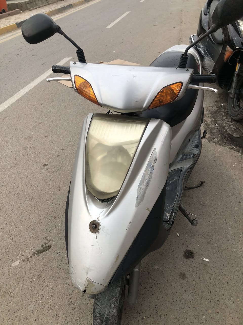 بريز للبيع مكينه مكفوله واوراقهه جاهزه ٦٠٠ وبيهه مجال مكاني الحريه ***********من رخصت الادمن طبعا اكون ممنون
