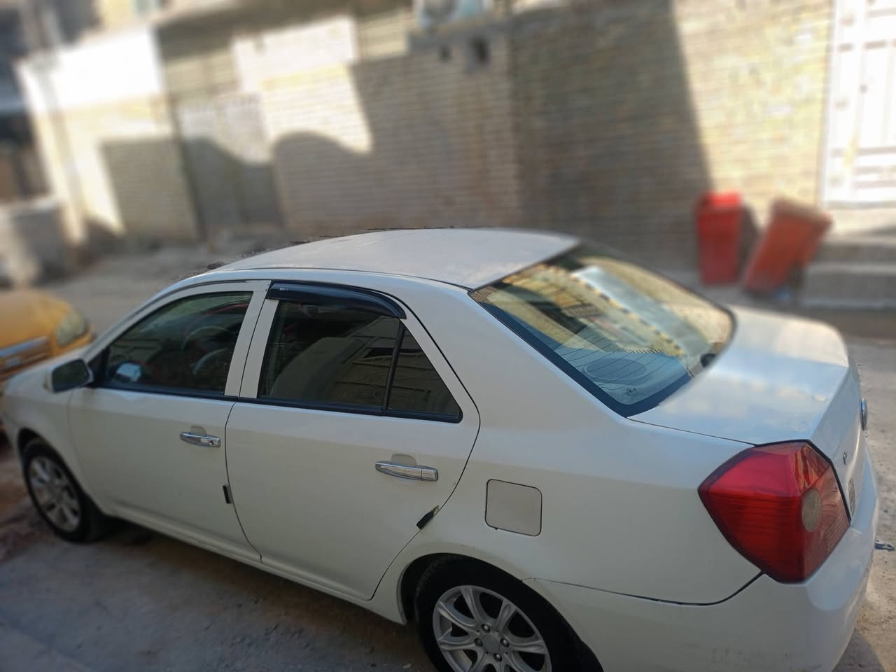 السلام عليكم//جيلي MK 2013 رقم انكليزي باسمي سياره بلاديه محرك كير تبريد تخم تاير كهربائيات على وضع الشركه ماشيه 91 الف بيها ضربه بالصندوك من حاضن السبير موجود السونر بالصور والدشبول مفطر ينراد تبديل/
السعر48$ العنوان بغداد حي اور *********** متوفر وات ساب
