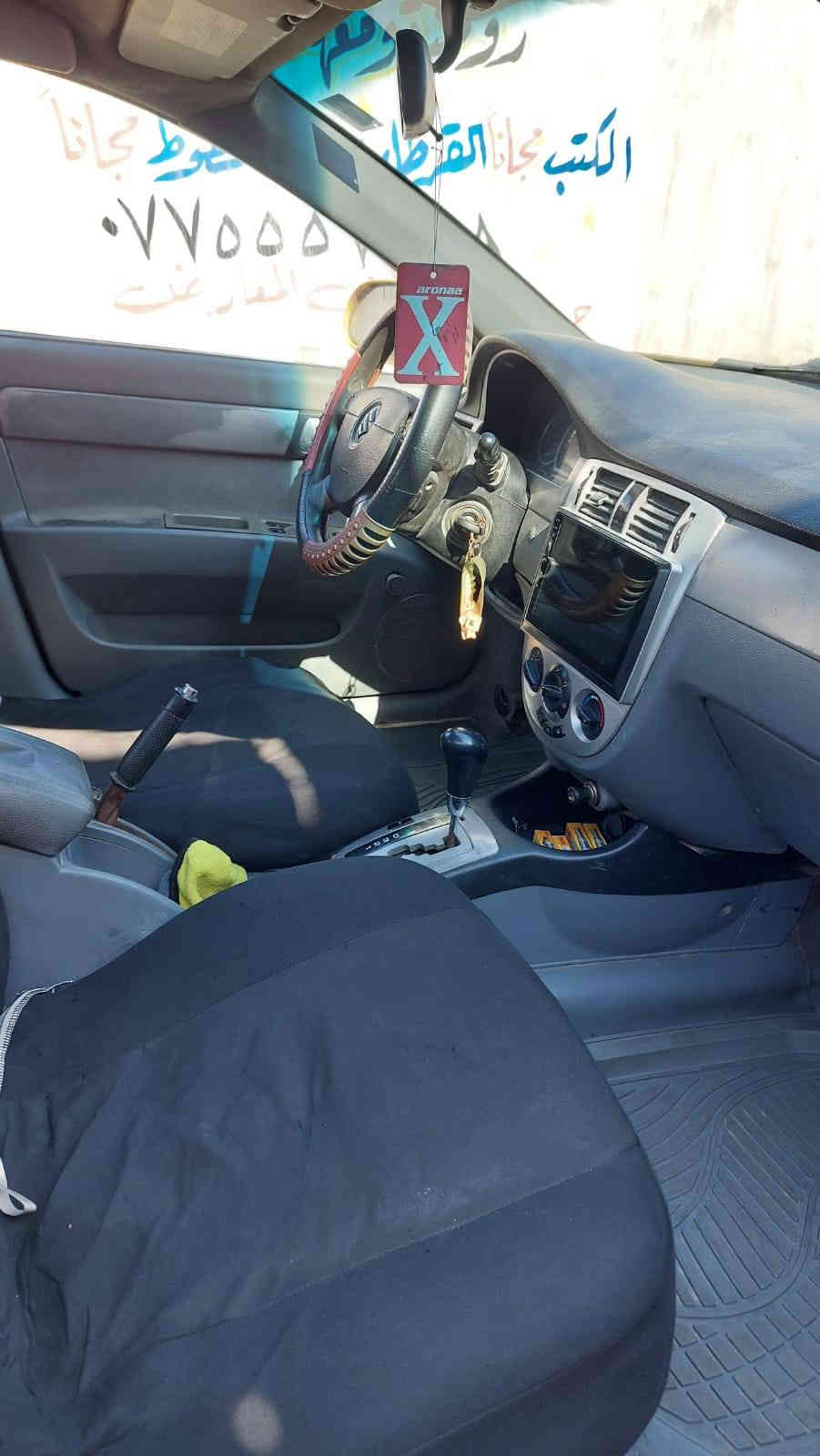 السلام عليكم،،، فورنزا موديل ٢٠٠٨ بأسمي مصفرة مكينة وكير وعقل حاوية،،، صدره تعبان مشط جديد،،، السعر  ٥٤ وبيه مجال للطيبين المكان بغداد للاستفسار ***********
