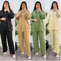 ملابس • توصيل مجاني • خاص