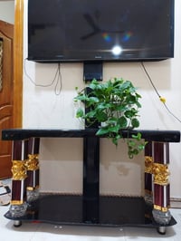 ميز بلازما • ياسين خريبط