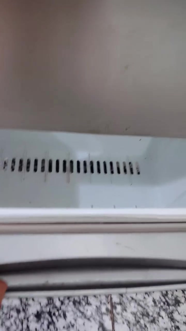 ثلاجه ال جي ٢٠ قدم ثلاجه ومجمده وصانعه ثلج للبيع ماخذته مليون ونص اريده ٧٠٠


**إذا كنت صاحب هذا الإعلان وتريد حذفه لأي سبب، رجاءا أرسل رسالة إلى الدعم الفني**