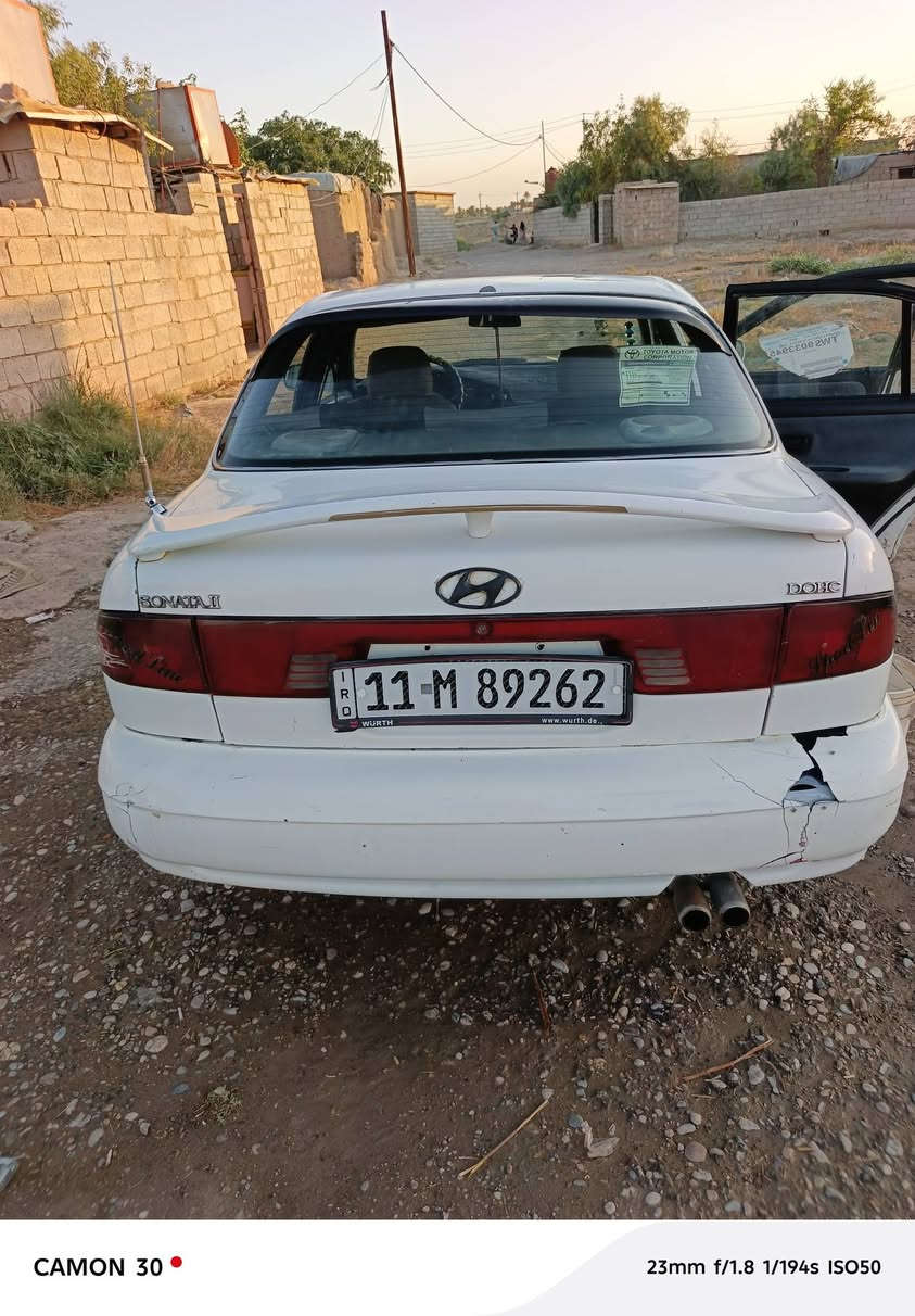 موديل 95
سياره سونتا تو محرك خير من الله تبريد ثلج بس عوزهه دكمه  سعر 45 وبيها مجال شي قليل مكان شهربان  ***********
