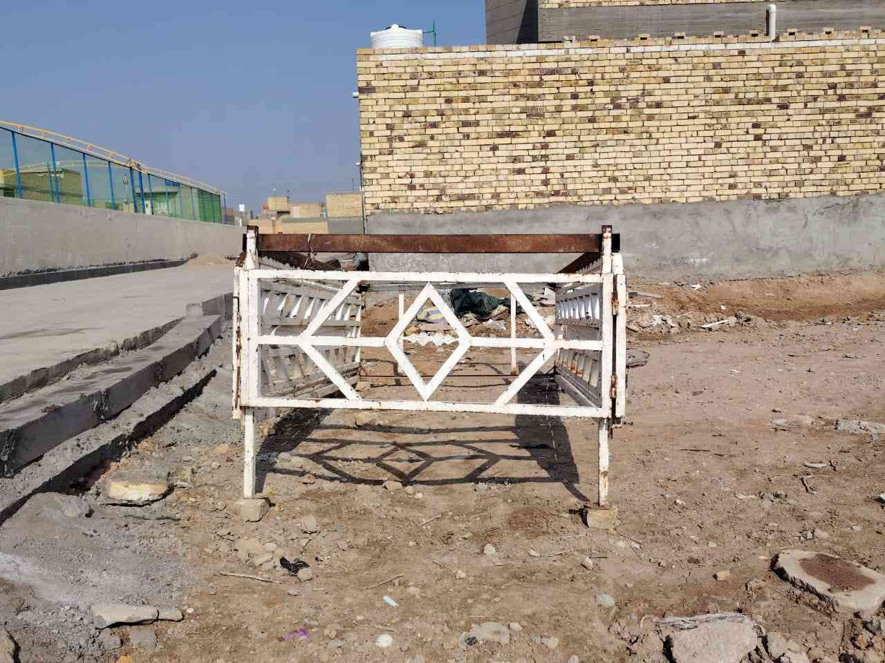 سلام عليكم محجر كيه بنكو نثيه جاهز عوزه بس صبغ ب200 وبي مجال  الرقم ***********
