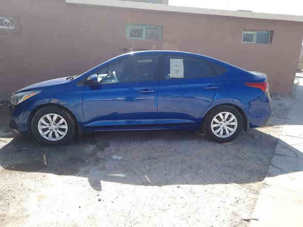 السلام عليكم  اكسنت موديل 2021 مواصفات فول ما عده بصمه وسلايت كير محرك شرط كير AT محرك16ضرر جاملغ من جهت السايق وربع بوند ونص دوسه ول باقي مكفول تايات جدد سنويه الي 2027  تبريد ثلج🧊السعر 120وبيها مجال للطيبين مكان موصل شقق الخضراء اتصل علا الرقم***********
