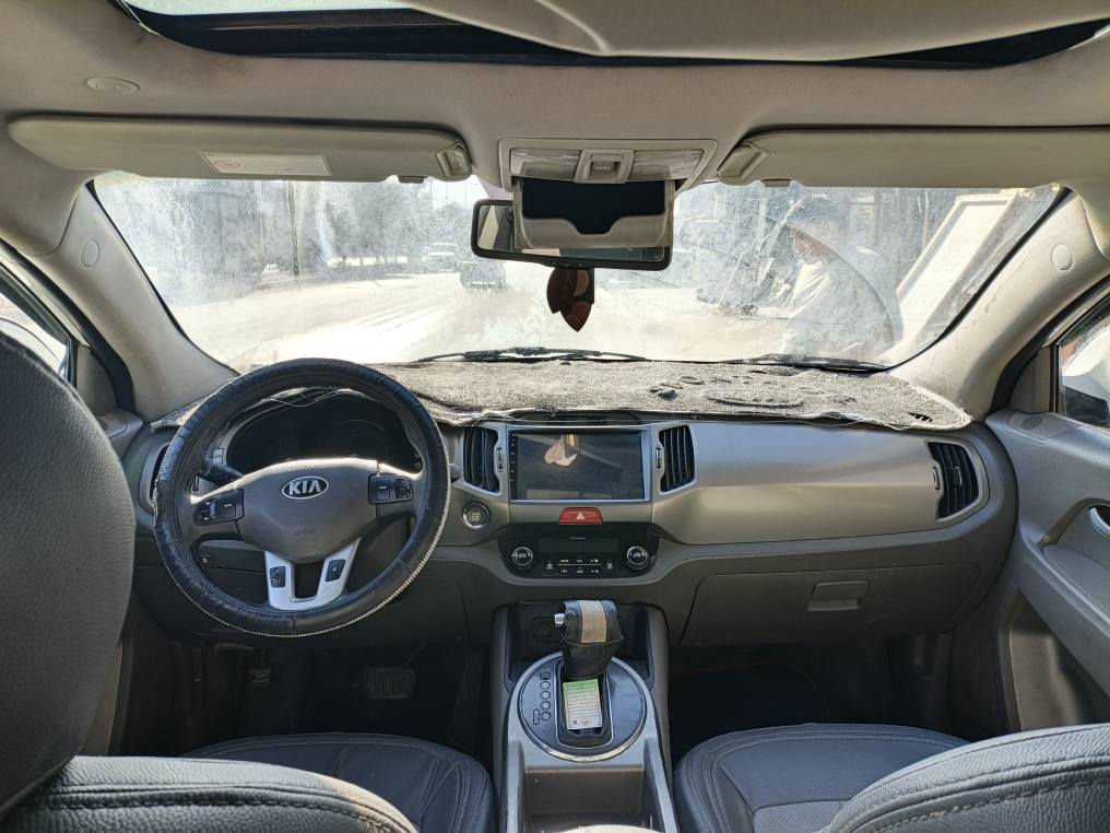 سلام وعليكم كيا سبورتج مديل 2012 فول موصفات بنو راما بصمه تحكمات السياره عوزها ملاحضات بصيطه ميكنه مجفته رقم نجف مكاني بغداد الحريه الثالثة سعرها 130 وبيها مجال رقم *********** بغداد, العراق
