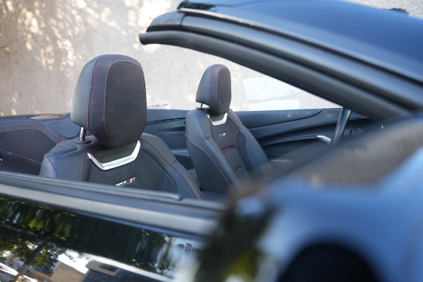 السلام عليكم 
2024 Chevrolet camera v6
شيفورليت كمارو ٦ سلندر 
دخول جديد
6k miles 
حادث امامي تبديل بنيد ودعامية اصلي مو تجاري + چاملغات قطع اصلية نفس اللون
ملاحظة: السيارة بدون لغود ولا شواصي الحادث بنيد ودعامية فقط. لكن جبت چاملغات حتى ميصير بيها اي بارد يعني ما بيها ضربة چاكوج
الايرباك ستيرن فقط راجع وكالة السيارة سقف متحرك (كشف)
السيارة مصلحة في امريكا تصليح كامل يحتاج الها صبغ ربع الدعامية الأمامية رش
ملاحظة التعديلات الي على السيارة غرفة داخلية كاملة zl1 سعرها 2000$ 
+ عليها تخم تاير Good year جديد اجه وياها طبعاً قليل جدا سيارة 2024 v6 بالعراق بهذا السعر والبيع لغرض السفر 
السعر (171) 
السيارة بدون قطرة صبغ
السيارة بدون رقم البيع لغرض السفر 

رقم الهاتف : ***********
