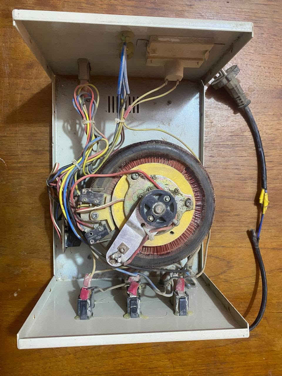 منضم جهد 1500w ، قيم وخذ


**إذا كنت صاحب هذا الإعلان وتريد حذفه لأي سبب، رجاءا أرسل رسالة إلى الدعم الفني**
