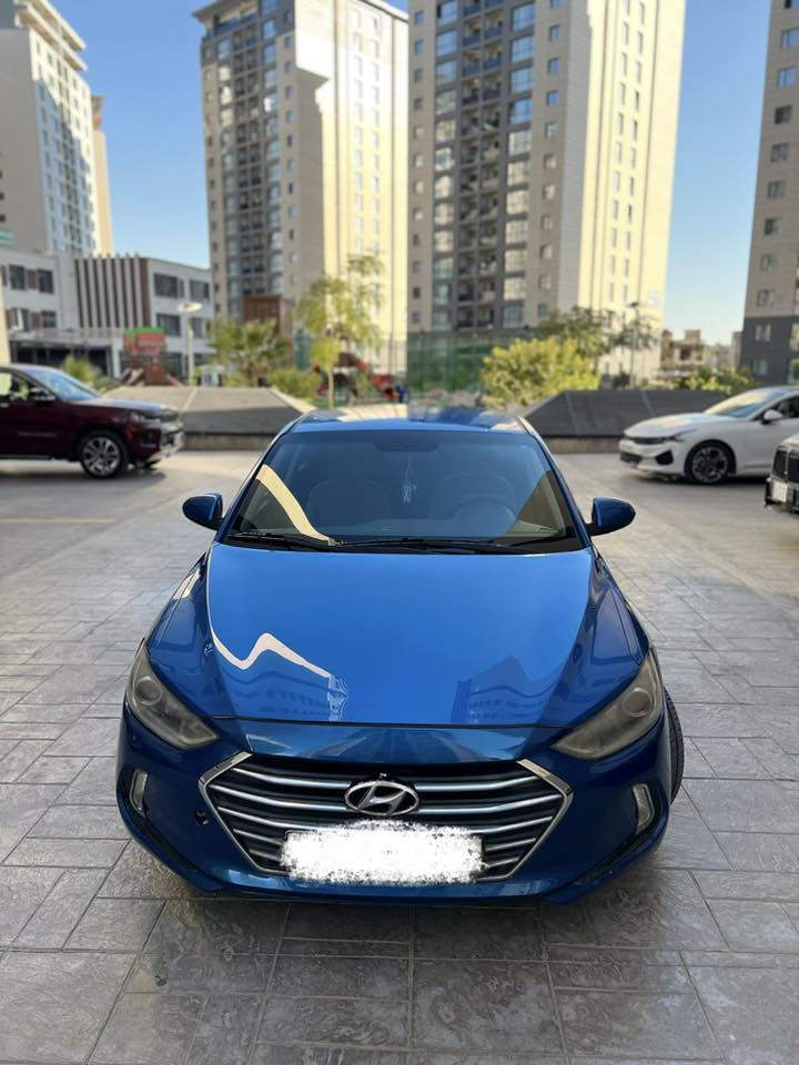 السلام عليكم
النترا ٢٠١٧ للبيع 

وارد امريكي حادثهة خلفي باب خلف السايق وجاملغ وشويه من صندوك  

محرك ٢٠٠٠ دوش

تحكمات ستيرن 

٣ وضعيات قيادة ( ايكو - نورمل - سبورت )

شاشه مثبت سرعه 

لايتات زينون

السعر ١٢٢

مكان السيارة بغداد حي الجامعه

***********
