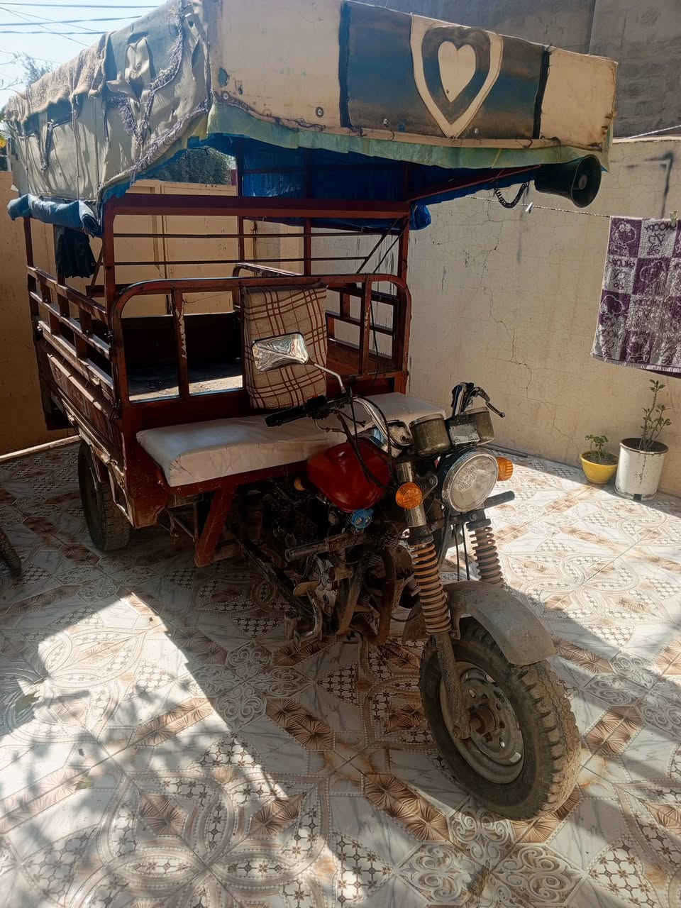 للبيع للتواصل الاتصال (***********)
