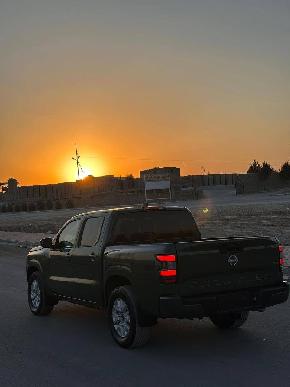 نيسان فرونتير موديل 23 محرك V6 3800 رقم اربيل تسجيل جديد تحويل او وكاله حادث بسيط طخه بين الباب والجاملغ وبيهم صبغ بدون اي قطره دواخل ولااير باك كل قطعها بلاد بدون أي تبديل حته دعاميه وشباك بلاد السعر 230 بي مجال مكاني بصره للجزيزه *********** البصرة, العراق
