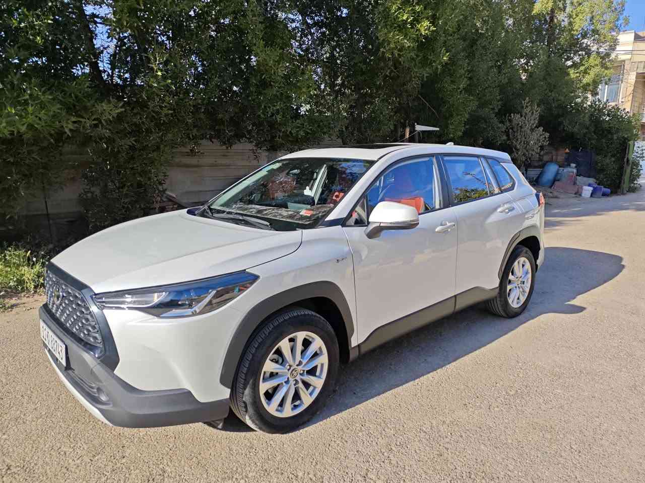 سلام عليكم ، كورلا كروس 2024 تجميع الصين، محرك 2000 + هايبرد ، كشن احمر جلد ، فتحة و باقي مواصفات الكروس  ،ماشية 16000 كم ، مكفولة من كلشي ، السعر 163 ورقة/ *********** واتساب د
