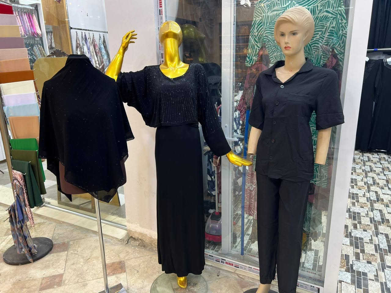قطع مميزه كشمير ليكرا دشداشه مع بيجامه نسائيه لون أسود فاحم موديلات متنوعه وقياسات مختلفه للاستفسار والحجز والتوصيل مراسله الصفحه أو من خلال الواتس إب ***********  زورونا ناصرية الحبوبي بنايه عيادة فدك للسونار مقابل تاج البيان للحاسبات
