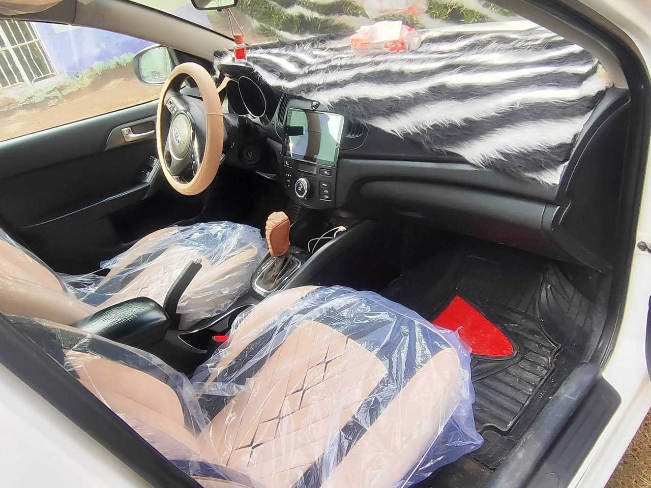 سيراتو موديل 11فول موصفات 1/1 مكفوله كفاله عامه
اشاير بل مري شفط ترحيب 
فتحه اربعه دسك شاشه 
تحكم ستيرن محرك 1600لمرغوب اكيد
6نمر كير عادي اتو ماتيك  تبريد ثلج 
سياره ماعايزه برغي جاهزه من كلشي مات جناي  ترايك محافضات 
سعر ..115وبيه مجال او مراوس حسب لقناعه


**إذا كنت صاحب هذا الإعلان وتريد حذفه لأي سبب، رجاءا أرسل رسالة إلى الدعم الفني**