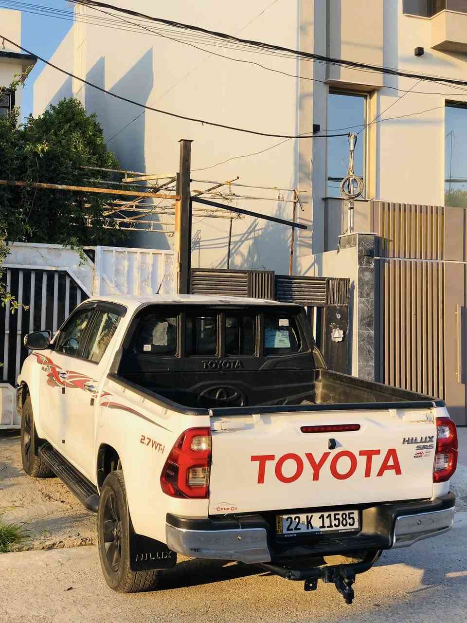 للبيع بيكم هايلوكس 2016 
بريمه فول 🔥💯
6 سماعات
شاشه لمس
داخل احمر 
تبريد قطعتين
كامره خلفيه
حساسات خلفيه 
ثلاجه 
بيها مكانين بارد خفيفه فقط (بدون صبغ)
ماشيه 173 الف حقيقي 
كير محرك مكينه كلو بشرط شركة ماملعوب بيهم 
مكانها موصل ايسر تفاصيل اكثر اتصل او خاص ***********
