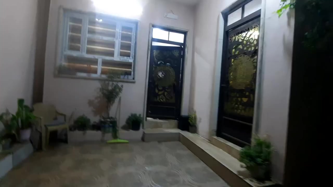 للبيع قطاع الخامس مساحه ١٤٠ رقمي سعر جدا مناسب رقمي ***********
