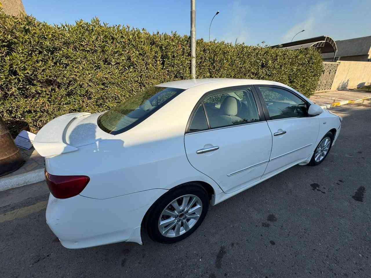 السلام عليكم كورلا ٢٠٠٨ وكاله ماخذها مواصفات ماشية ١٤٩ بدون ضربة طخات بسيطة فقط رايدها ١١٥ وبيها مجال بسيط لشراي مكاني الدورة رقم هاتف ***********
