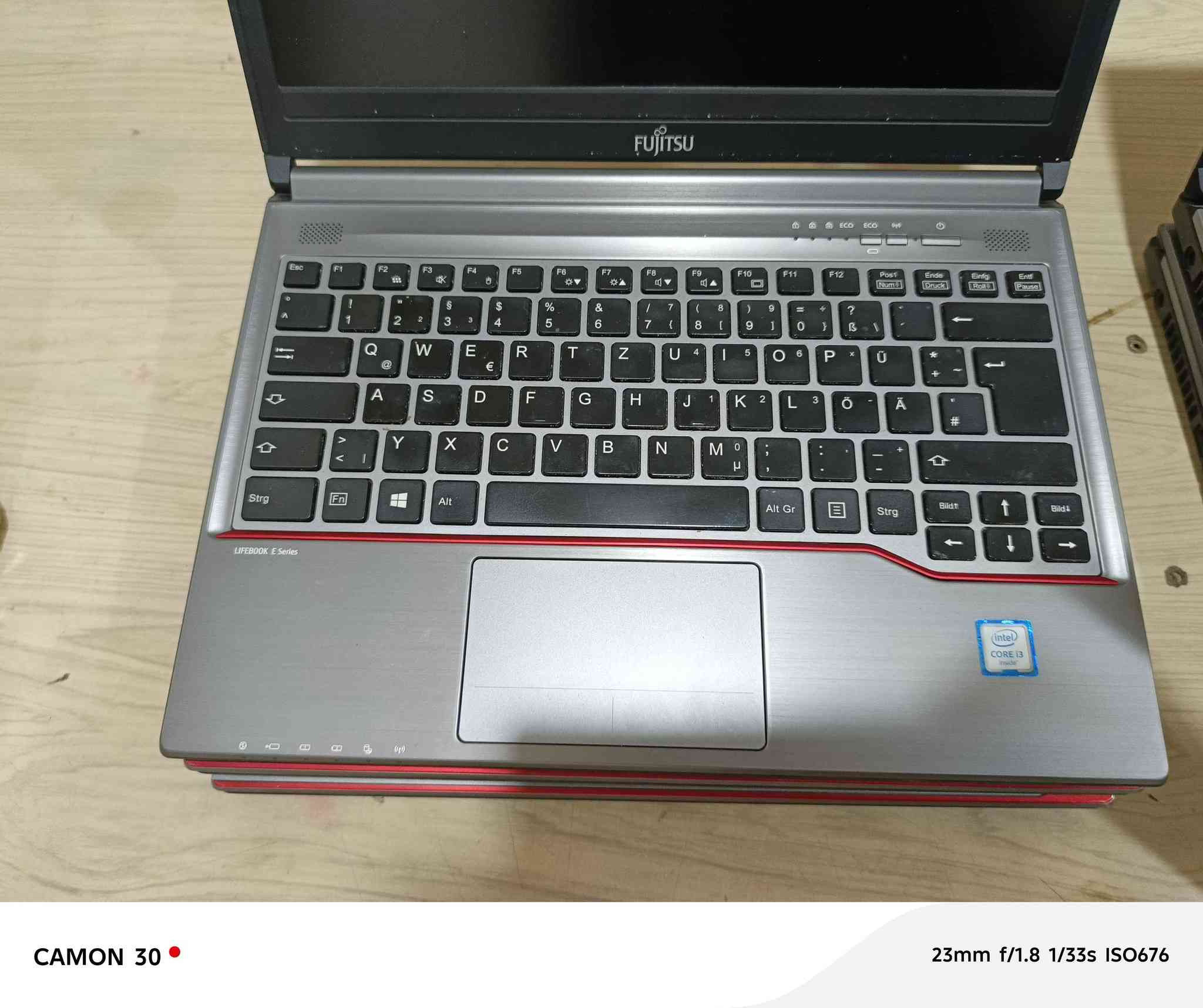 لاب توبات ماركة فوجستو حجم ١٣.٣ تصفية محل سعر القطعة ٣٥ الف بدون هارد ورام وشاحن
((الاب توبات مفحوصات وشغالات)) 
٣قطع كوراي ٣ جيل سادس 
٢قطعة كوراي ٣ جيل رابع 
١قطعة كوراي ٥ جيل ثالث
متواجد واتساب 
***********
بغداد راشدية منطقة القدس
((لايوجد خدمة توصيل)) الفارس, صلاح الدين
