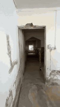 سلام عليكم بيت للبيع حي التراث مقابل بيت ابودله قرب مدرسه الفتوه رقم القطعه 3121 مقابيله ساحه بيت ١٢٠متر واجه ٦م ونزال٢٠م بناء قديم

الاستفسار
***********
