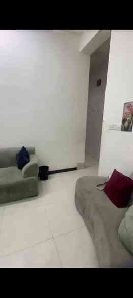 للاستفسار : ***********
دار للبيع طابو سكني مساحة 63متر واجهة5/5 يحتوي عله طرمة   وصالة ومطبخ وخدمات. طابق اول. غرفتين نوم وخدمات  الموقع بغداد سبع ابكار 
نهاية شارع ماركت التوت الاحمر 
 ومن الله التوفيق
للاستفسار : ***********
