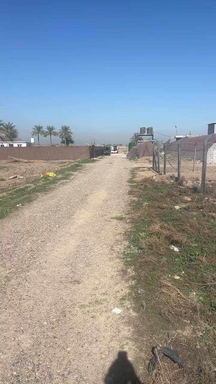 لام عليكم البيع الف متر مسيجه بغداد عرب جبور 200متر عن تبليط واجه 30سعره 40مليون  ***********
