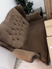 دزاين امريكي • ٩ مقاعد • حي الجامعة بغداد