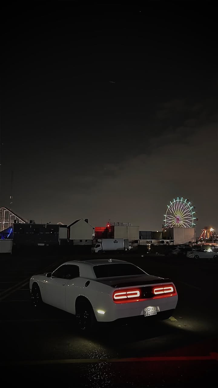 السلام عليكم
جالنجر 5.7 شيكر موديل 2022
ماشيه 38,000 كيلو مو ميل 
فول مواصفات عدا رادار امامي 
سوبر تراك بكج 
شيكر معروف 
سياره كلش نضيفه وماناقصها برغي 
الاضافات 
اويل كاج كان 
برمجه مصطفى ايكل 
داون بايب 

سياره قطعتين صبغ جملغ وبنيد 
سعر 25,500$
وصور الحادث منشوره 
مكان سياره بغداد السيدية 
***********
