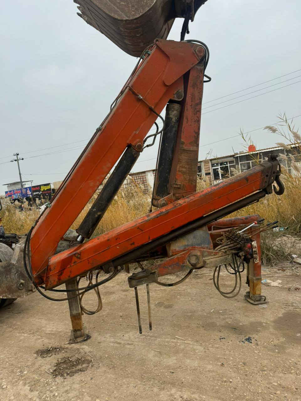 كرين ٥طن للبيع السعر 10$ عشر ورقات هاتف *********** أبو باقر
