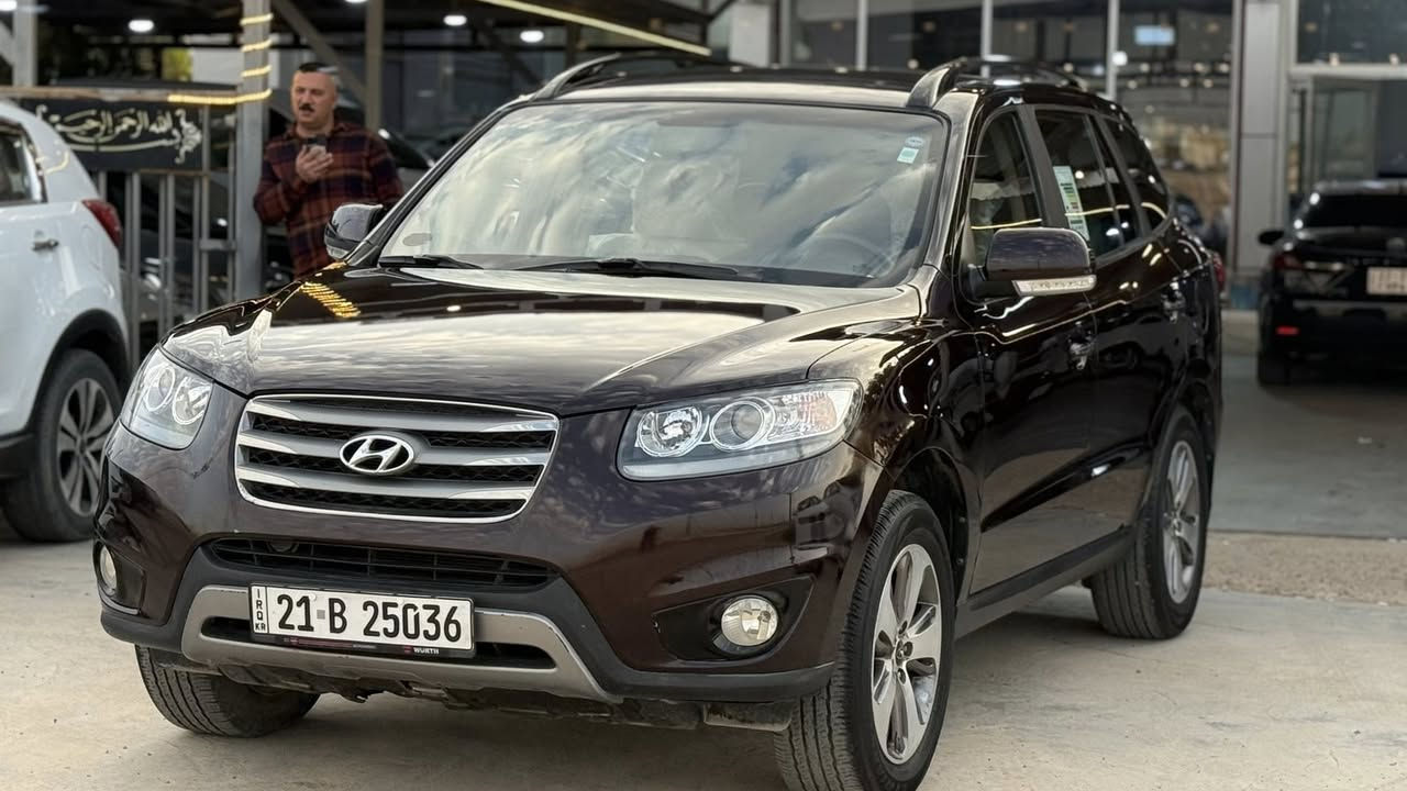 سنتافي 2012
خليجي 
كفاله عامه مكفول من صبغ وضربه 
گير محرك بشرط لانقص لا تبخير 
سياره على وضع شركه ماشيه 92 الف كيلو 
تخم تاير جديد رقم سليمانيه سنويه جديد 
مكان سياره خانقين سعر 155 وبي مجال 
***********
