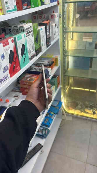 السلام عليكم للبيع ايفون اكس ماكس جهاز شرط نظافة فول جهاز كلو بلادي فيس ايدي شغال بس مبدل بطارية جهاز ذاكرة 256 السعر 250 وبي مجال للاستفسار الاتصال ***********
