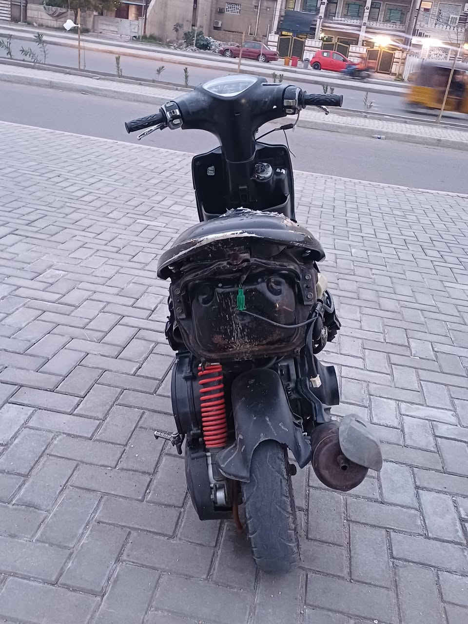 السلام عليكم عدله مال لعب بلاديه كلشي مابيه حلوه شلعه ومعدله حلوات نكره سلف بكل وقت نقصه كلج أمامي وهاهيه سعرهه400 وبيه مجال مكاني شهداء البياع الرقم ***********
