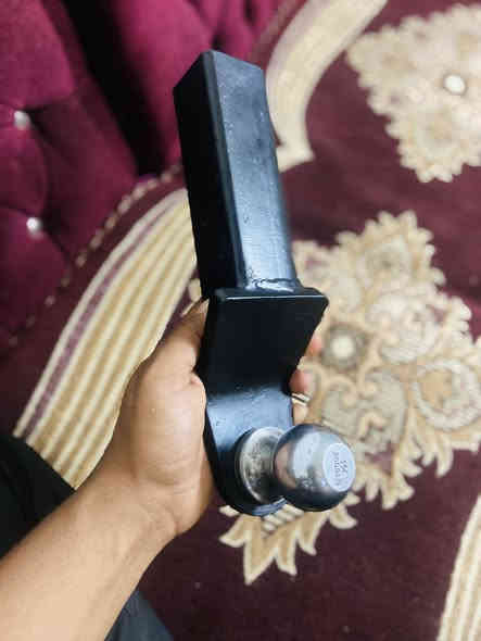 سلام عليكم هوك كامل البيم ولقفل للبيع ثقيل يرهم عل جميع اصناف التاهو مكان /بغداد / حي اور 
هــ / *********** سعر / ٣٠ الف
