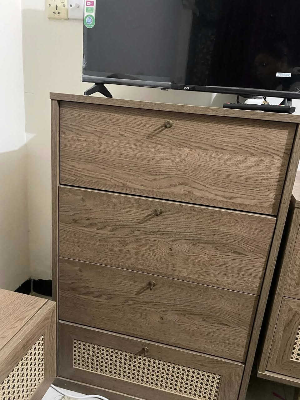 غرفة اخت الجديده استعمال شهر فقط  مابيه ضرر 6 قطع السعر 550  وبيه مجال العنوان حي الجهاد الشارقه


**إذا كنت صاحب هذا الإعلان وتريد حذفه لأي سبب، رجاءا أرسل رسالة إلى الدعم الفني**